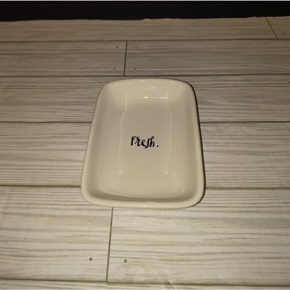 Rae Dunn Artisan Collection by Magenta Fresh Condiments / Soap Or Trinket Dish - Picture 1 of 8